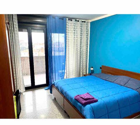 Private room with balcony /Rho Fiera Milano/Pero