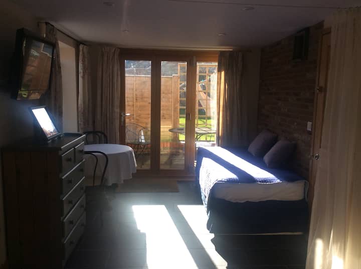 غرفة النوم 1