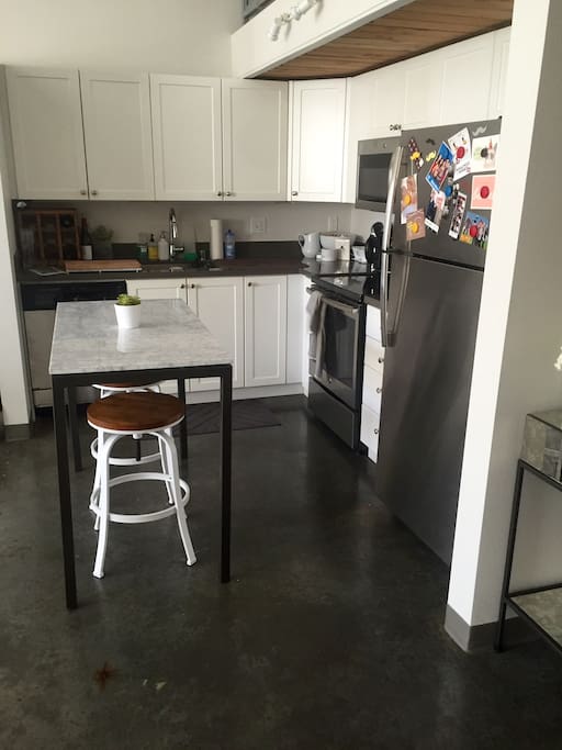 Kitchen w/ island