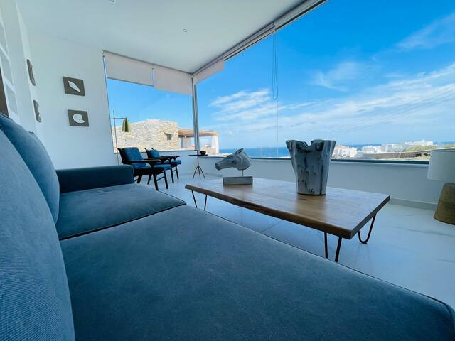 Sunrise Sea View Villa gallery image 4