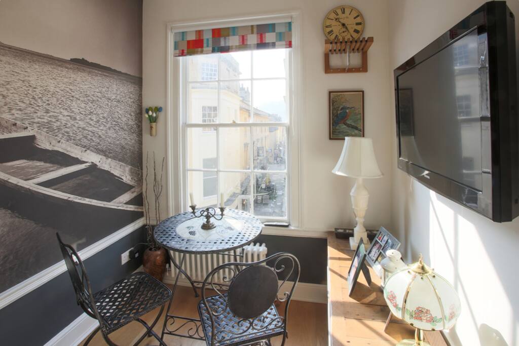Breakfast Room