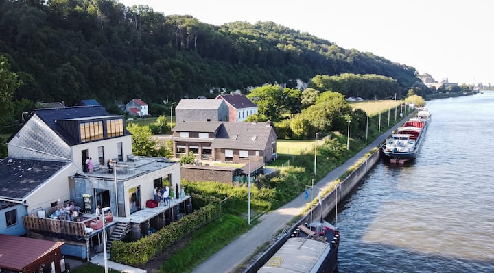 Waterside Zen - 3km Maastricht – 13 guests - sauna