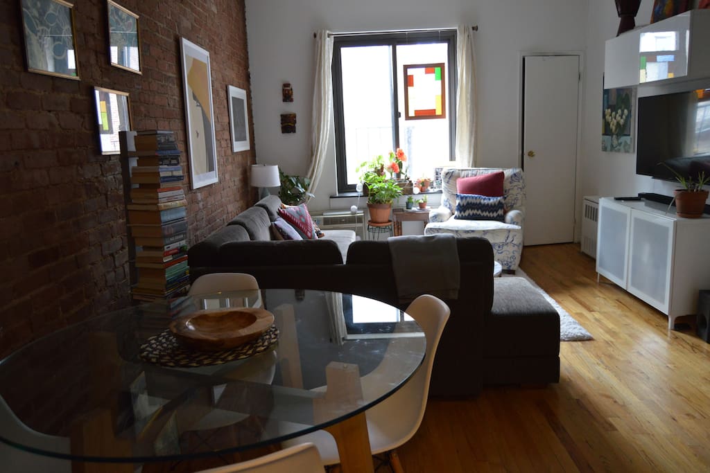 Dining/living room