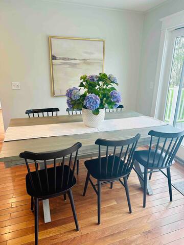 Pet Friendly Beach Home Close To Newport gallery image 3