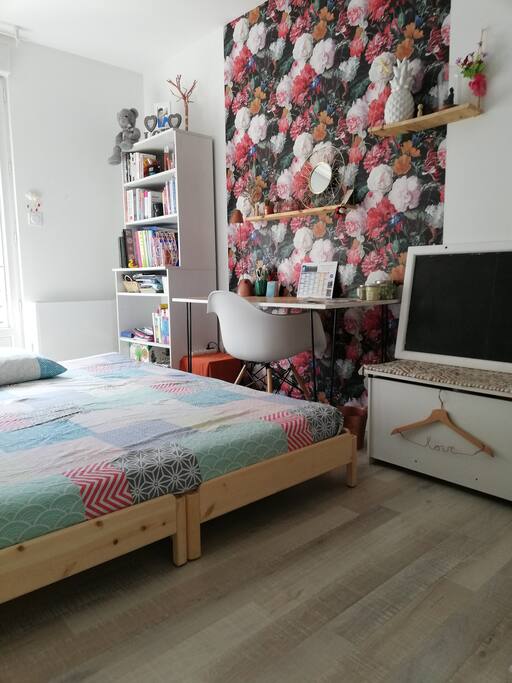 La chambre avec lit 160x200cm empilable