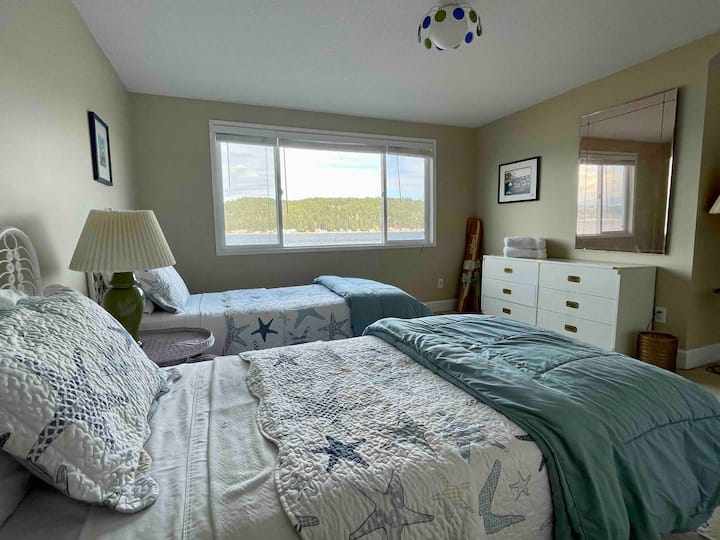 Two twin beds - perfect as a kids bedroom
