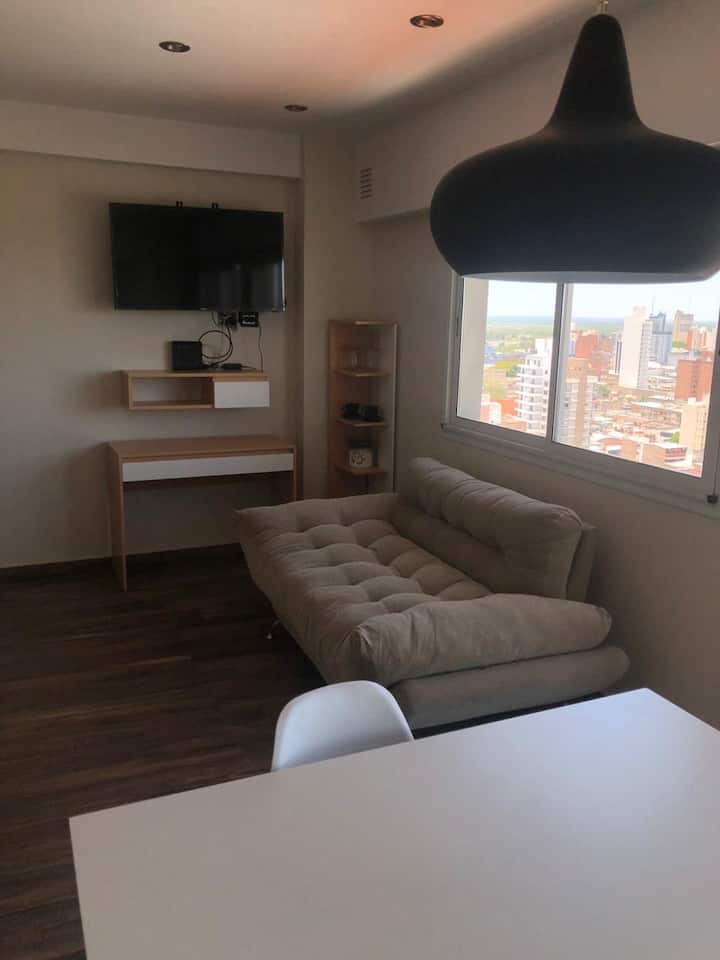 Piso 17.
Dpto Excelencia,mod
Tucumán 3148
Sta Fe - Santa Fe