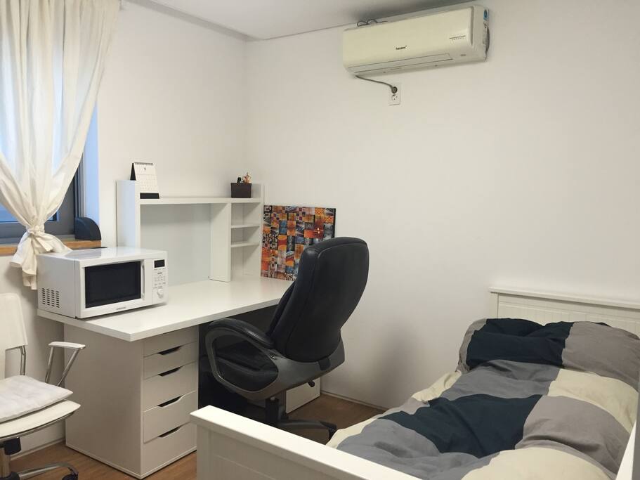 guest room