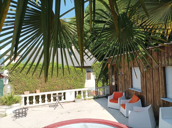 Bungalow Confortable Avec Petite Piscine . - Lac d'Aiguebelette
