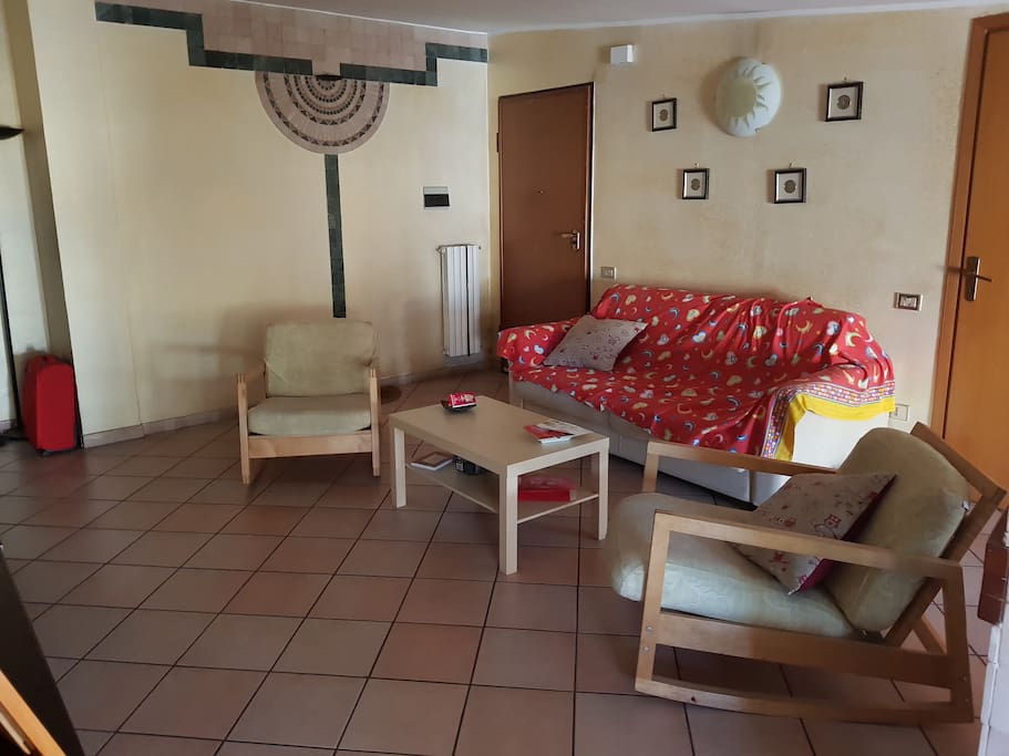 Salone con divano letto
