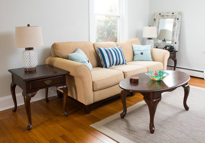 Kane Cottage, close to beaches gallery image 4