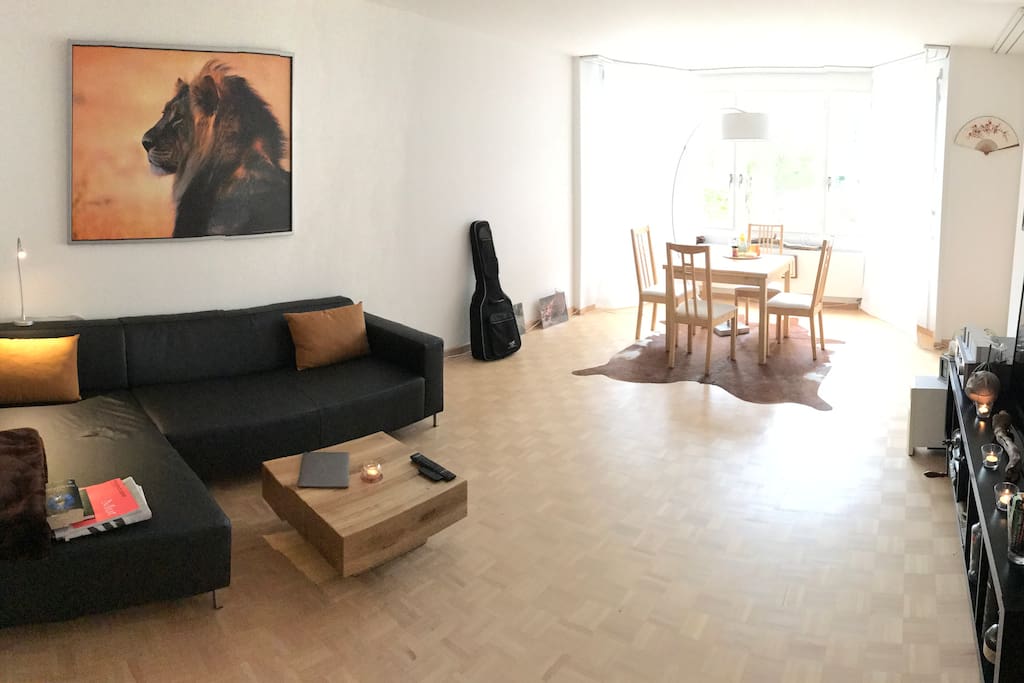 Spacious living room