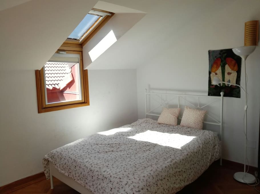 Habitación con cama de 1, 60