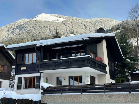 Sörenberg: Cozy apartment in holiday chalet (ground floor)