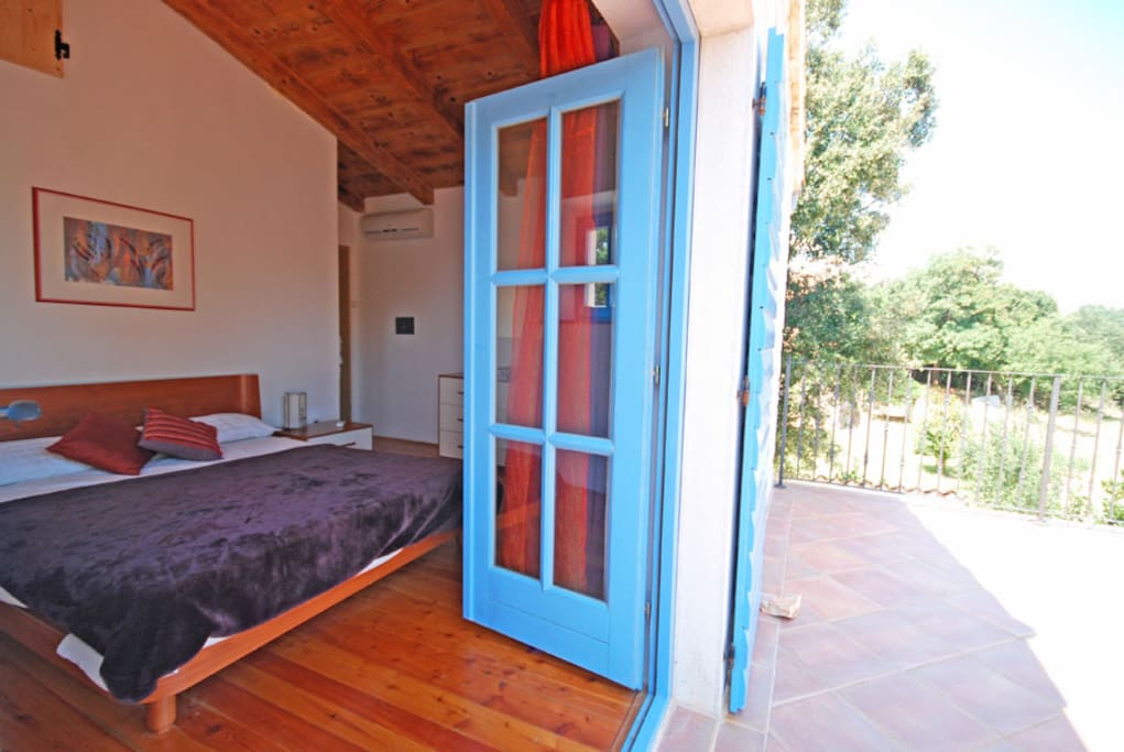 Master bedroom with own sea view terrace