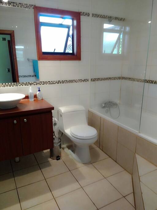 Dormitorio 1 con baño en suit