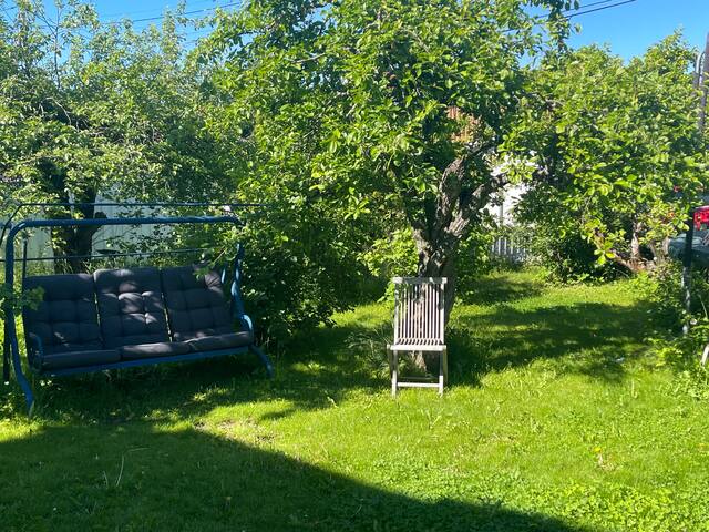 Koselig tomannsbolig m/hage – nær marka og tbane gallery image 3