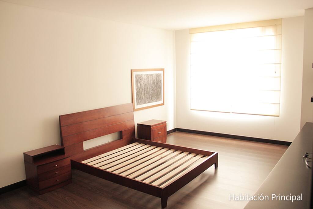 Master bedroom: new mattress will be purchased for next guest !