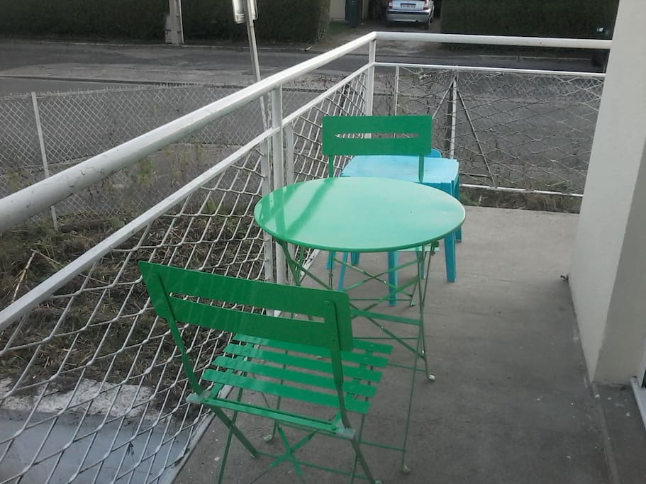 Balcon ensoleillé