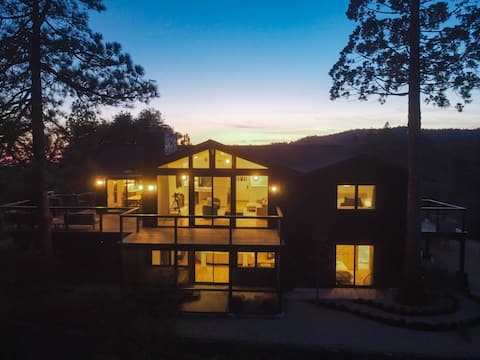 Jameson Leap - a modern moody cabin