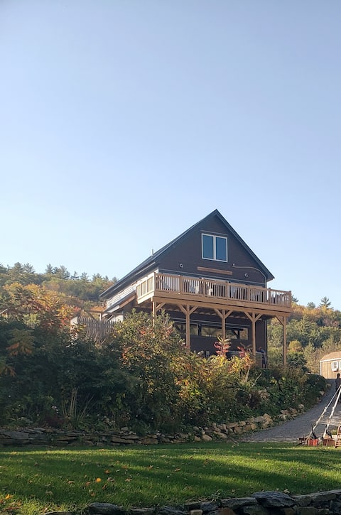 River House Hot Tub Chef Kitchen Deck on River