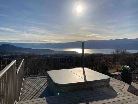 Rosehill Estate-Indoor Pool, HotTub, Lakeview