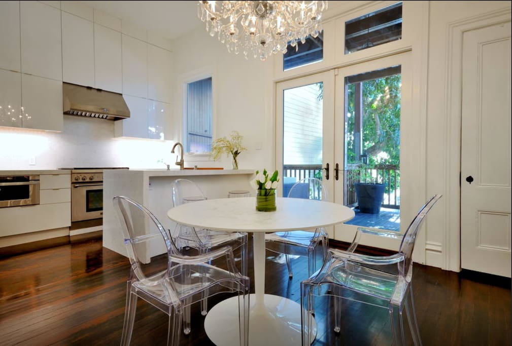 Open Plan Dining Room & Kitchen