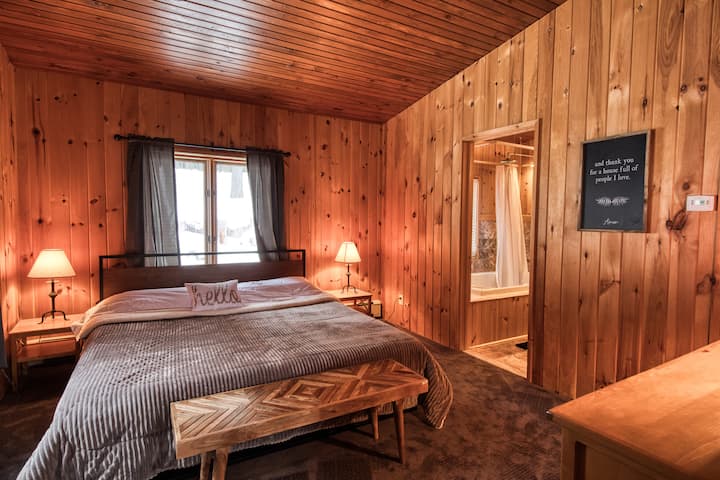 Chumba Mahiri cha kulala na King