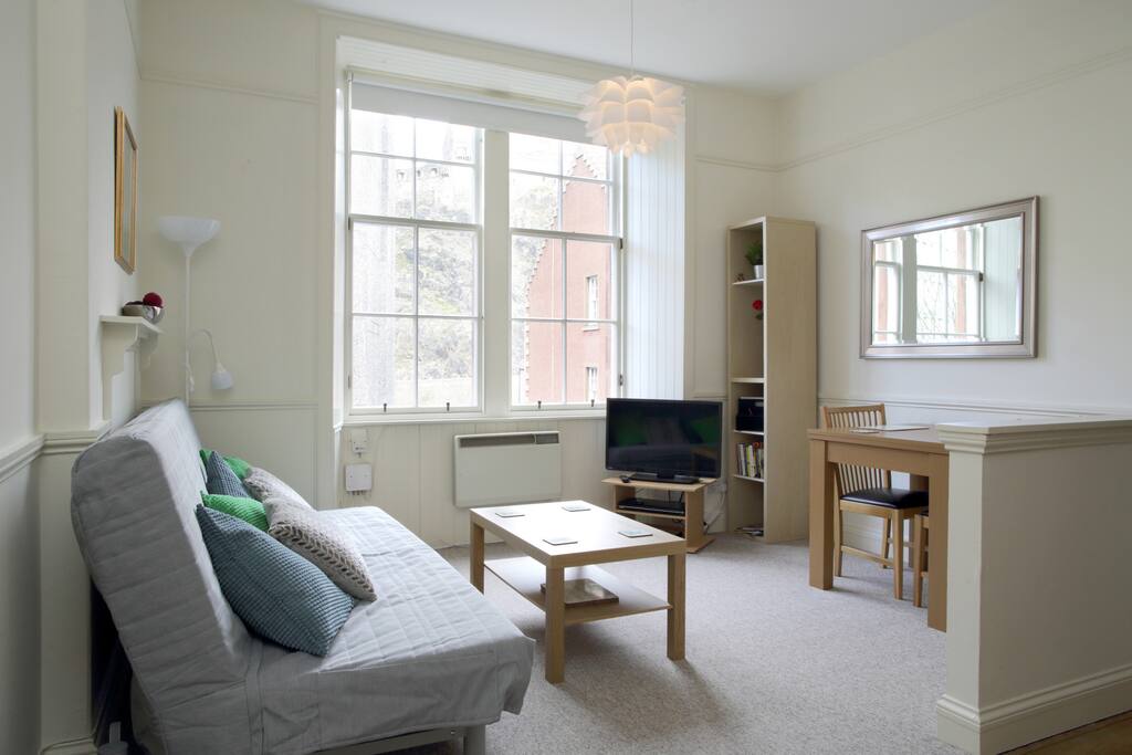 Beautiful freshly decorated apartment