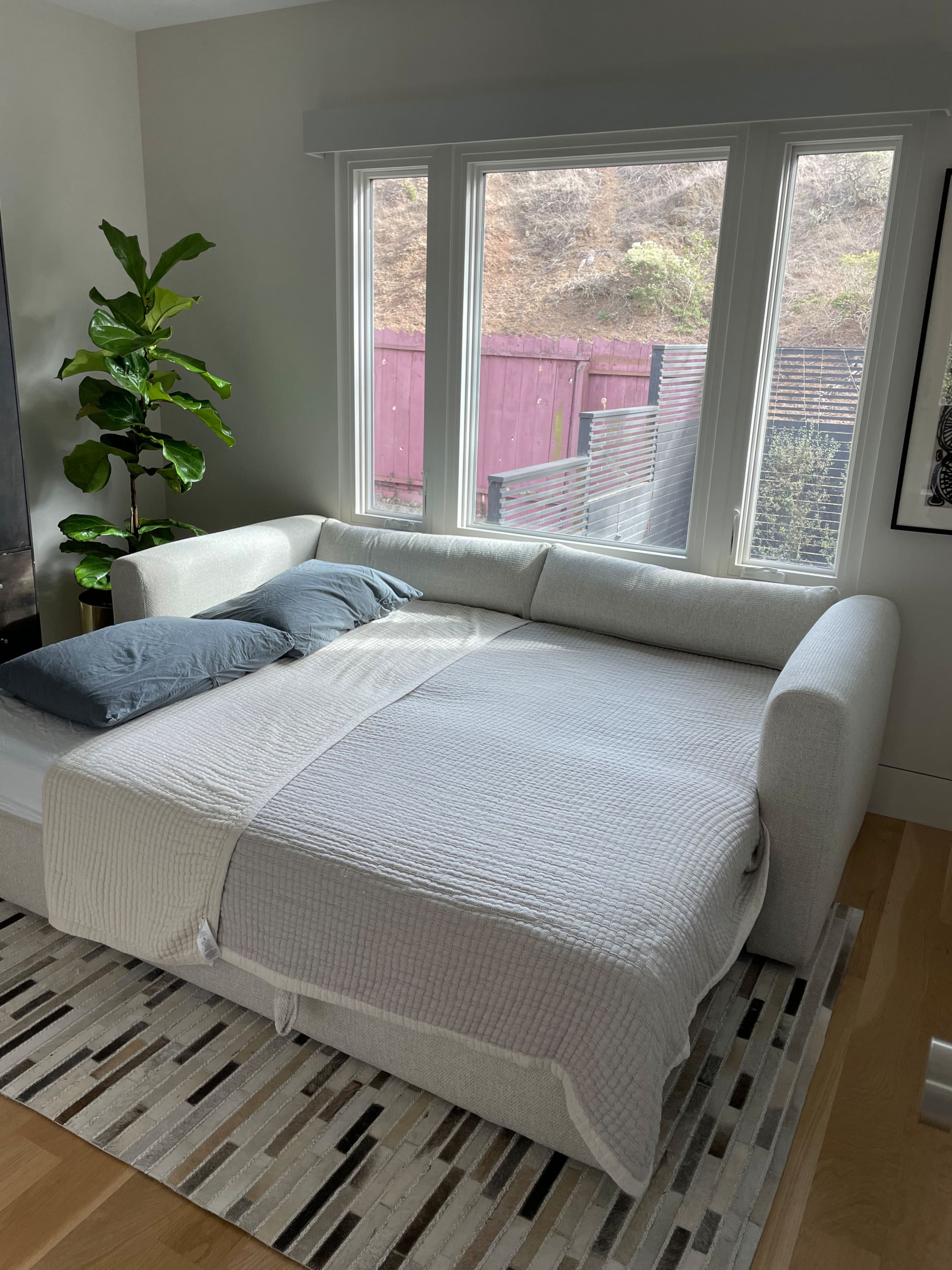 Condo in San Francisco · ★5.0 · 2 bedrooms · 2 beds · 1 bath - Image 23