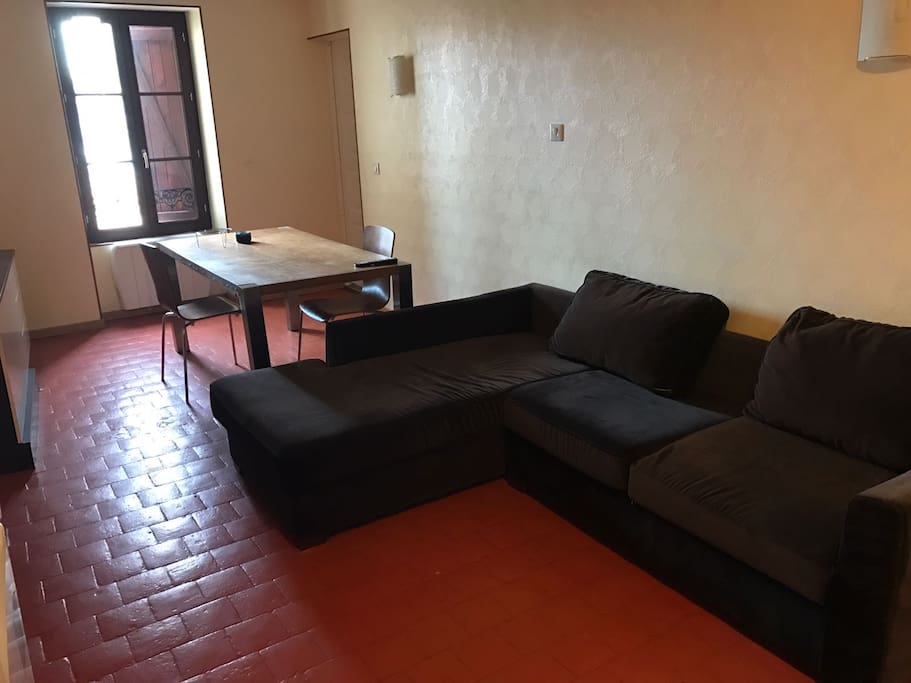 Salon (1)