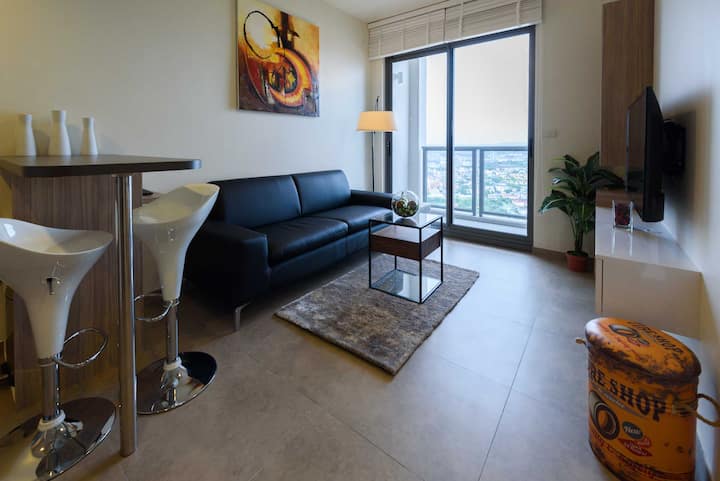 Unixx New Apartment 44th Floor Free Wifi - Pattaya City