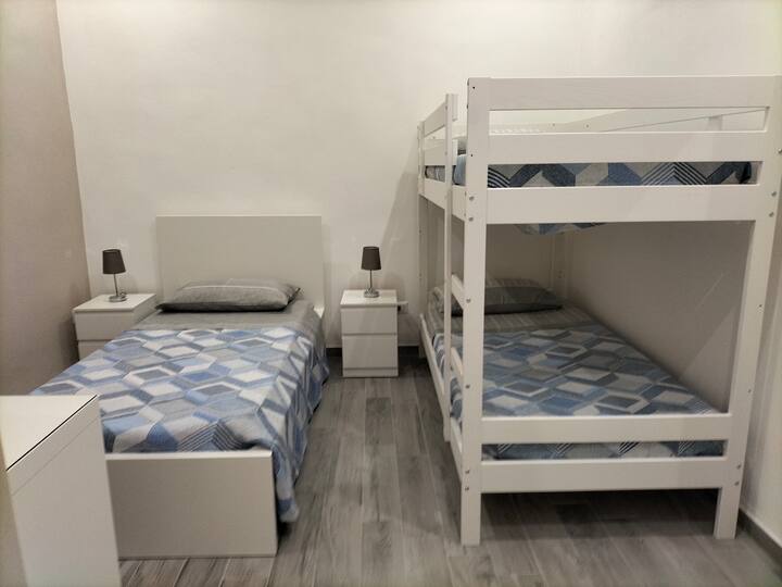 Ოთახი 2 პატარა ოთახი