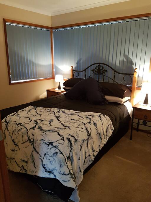 Queensize Bed