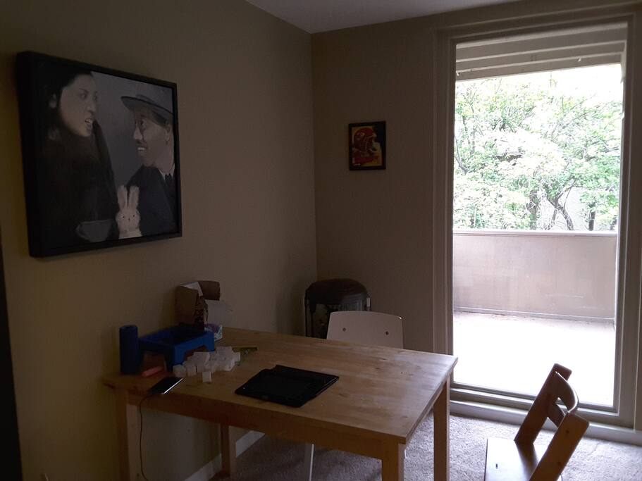 Dining / workspace