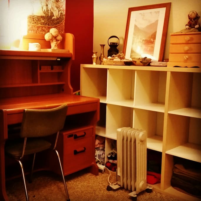 Study desk in Scots Room
