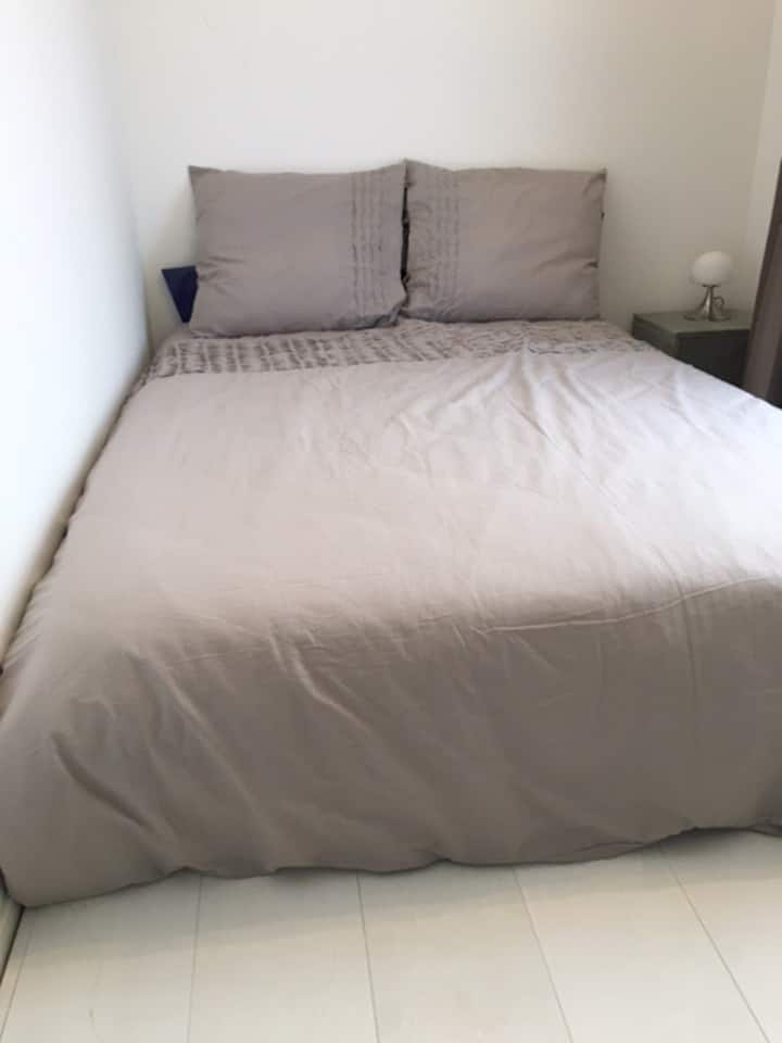 Bračni krevet (160x200) za dvije osobe 1,40x2,0 metra