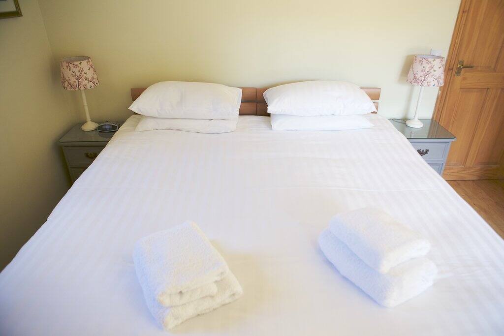 Amber Cottage, converted stables in the Cotswolds - Houses 