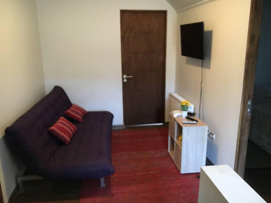 Sala de estar, TV y TV-Cable