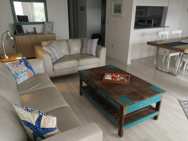 ABSOLUTELY PERFECT - The Cove at Sandy Pointe