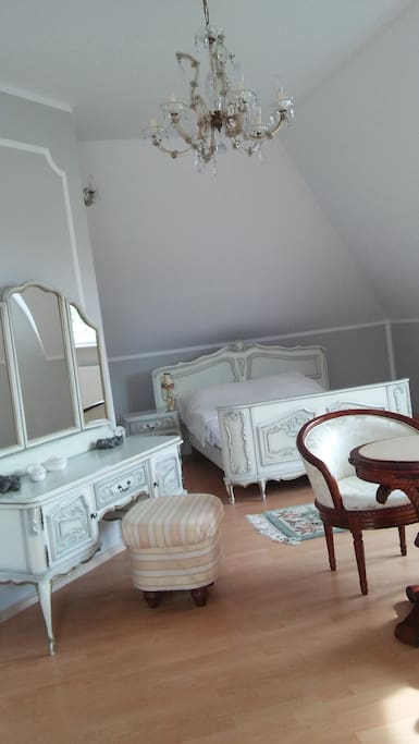 Triple room in French styl