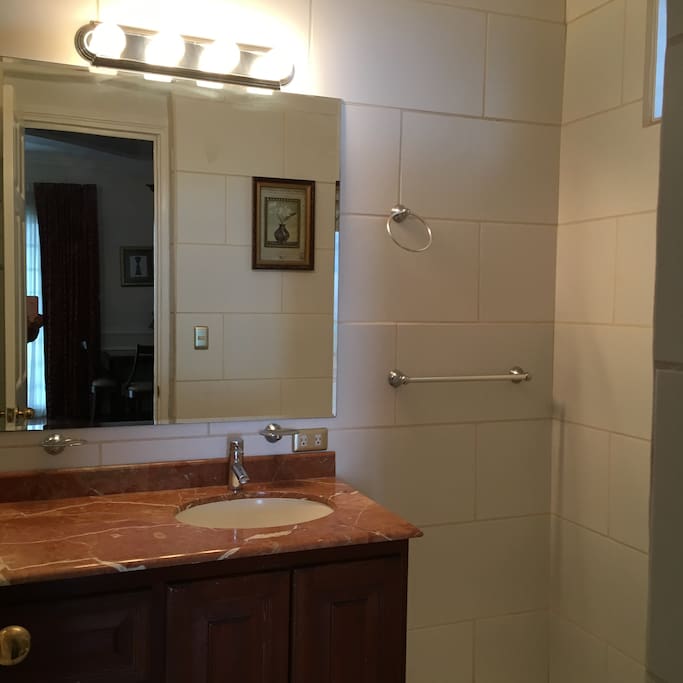 Bath with hot water and wifi