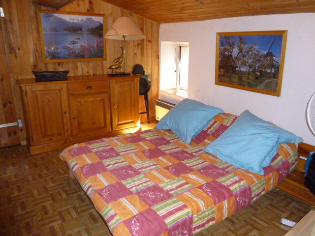 საძინებელი 1