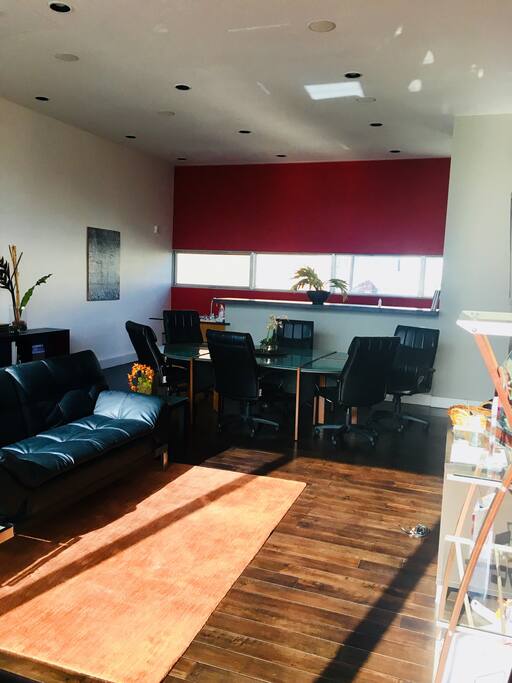 Living are with kitchen in the back