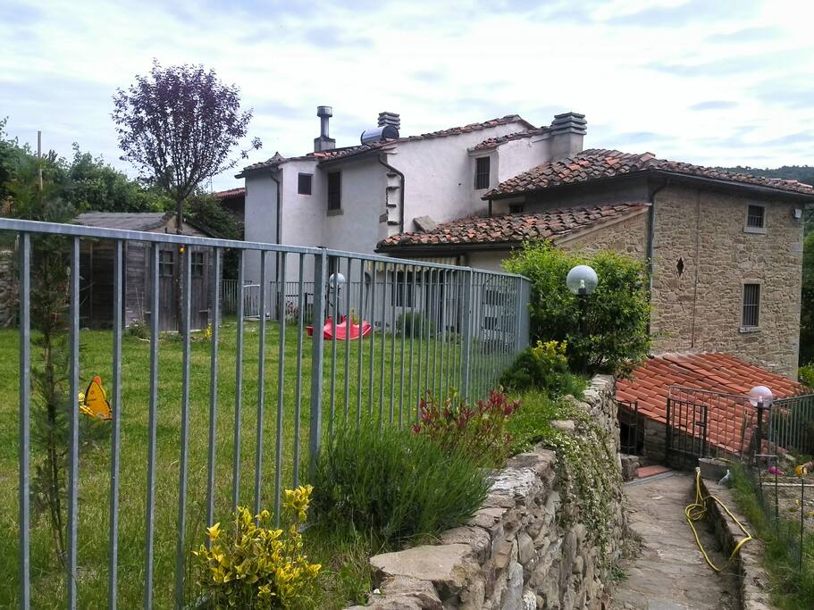 Il giardino per rilassarsi e giocare
