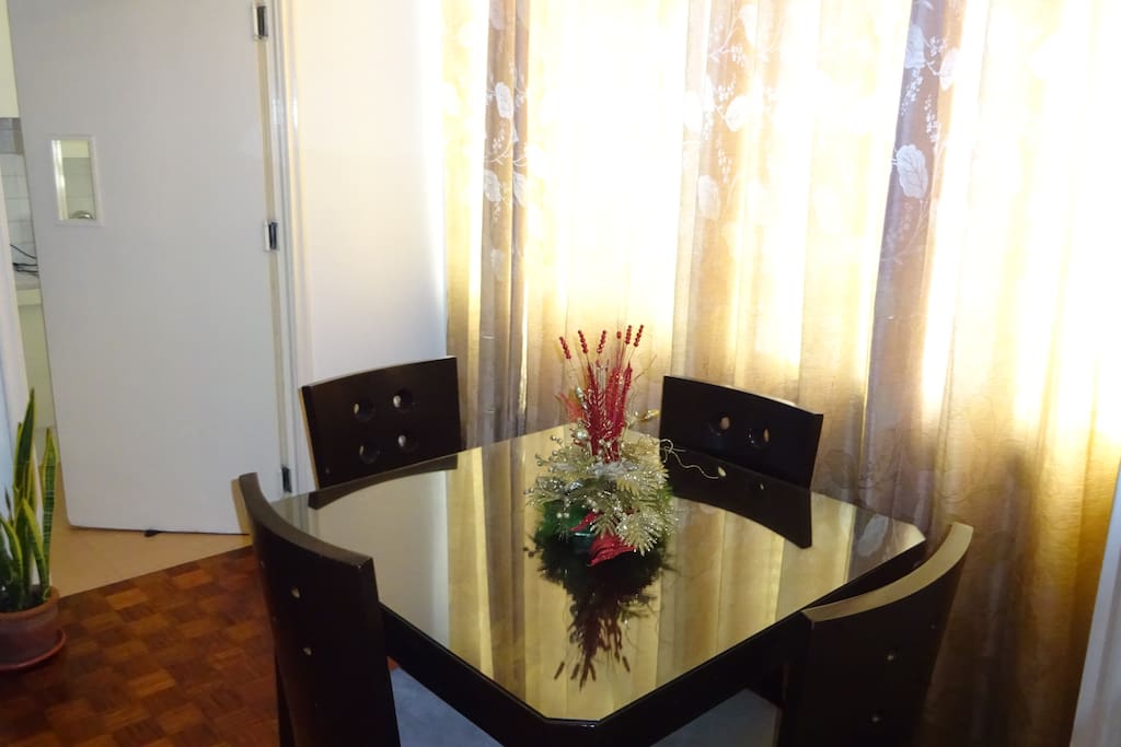Dining area for four
