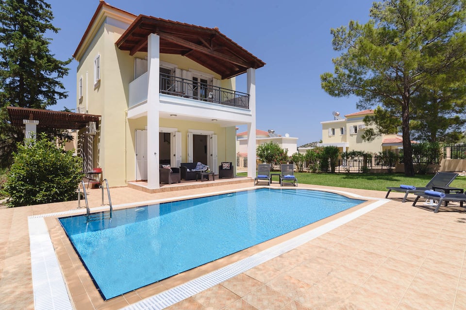 Seven Springs Olympios Villa with heated pool — Foto 1