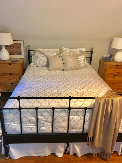 Queen Size Bed