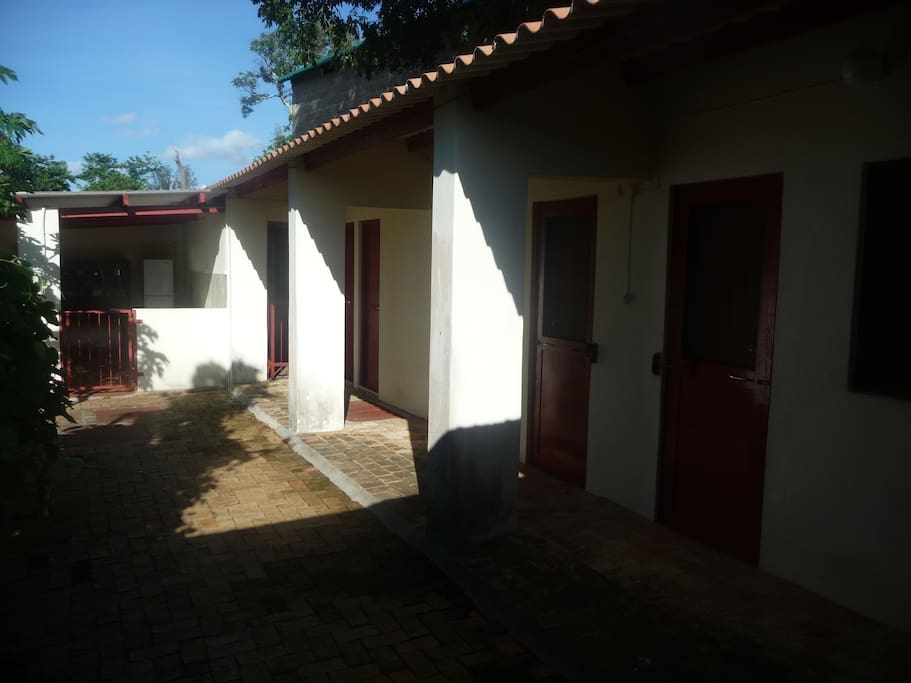 Papaia House