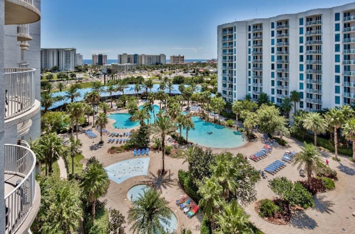 Paradise Resort W Lagoon Pool The Palms Of Destin Apartments For Rent In Destin Florida United States